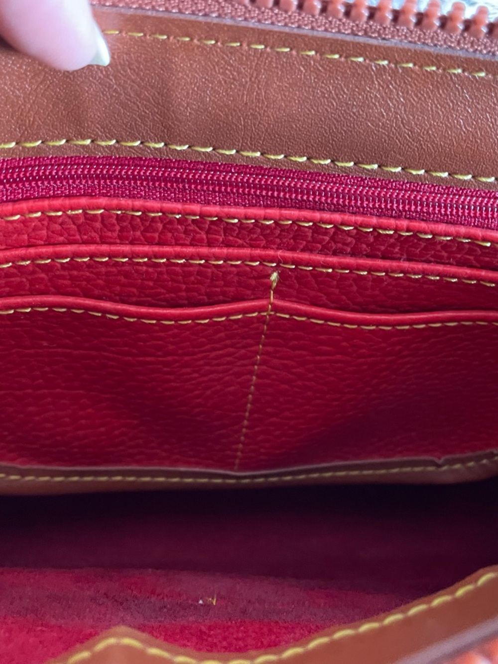 Dooney & Bourke Look Alike Red Pebbled Leather Crossbody Bag - Picture 10 of 16